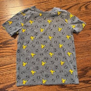 Pokémon T-shirt size 6-7 kids